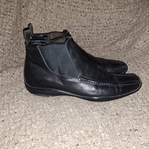 VINTAGE PRADA-Linea Rossa-Square Toe Black Leather Chelsea Boot-Sz10.5-Excellent main image 4